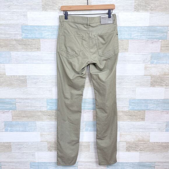 BRAX Chuck Hi Flex Jeans Green Slim Straight Leg Lightweight Stretch Mens 32x34 - Picture 4 of 10